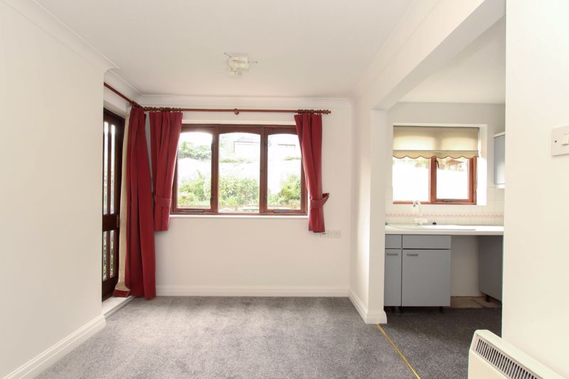 Property photo 3 of 10 Photo 3