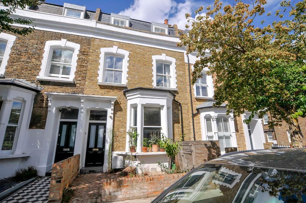 Property photo 3 of 16 16.Jpg