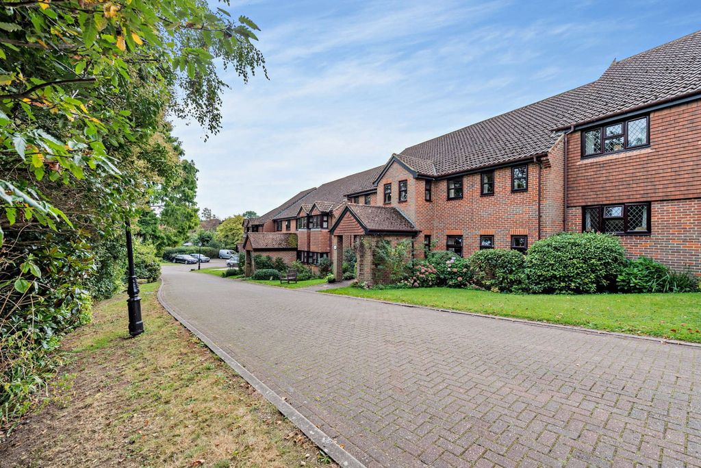 Property photo 2 of 15