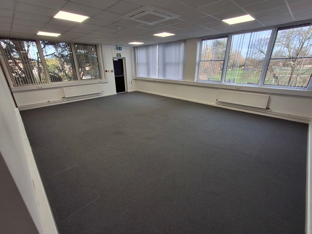 Property photo 2 of 11 Photo 9