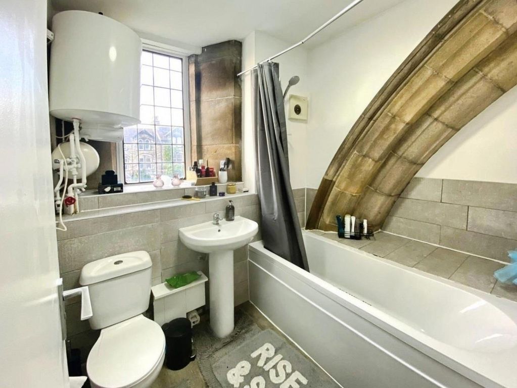 Property photo 2 of 6 39A137A1-Whatsapp 20Image 202025-10-28 20At 2015.2