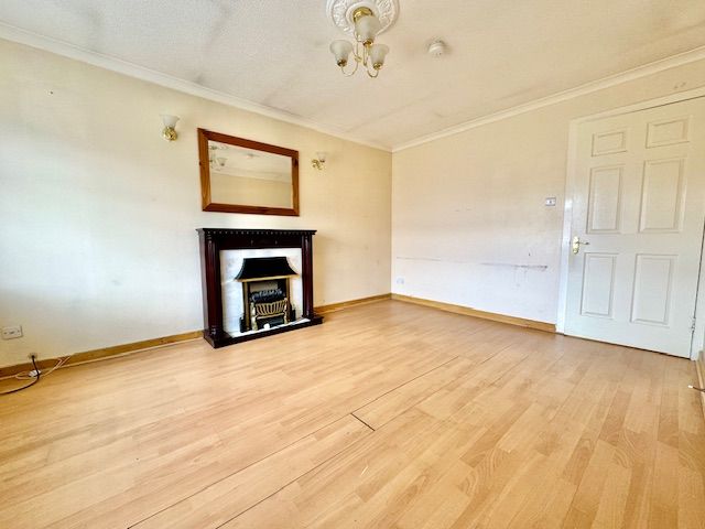 Property photo 2 of 30