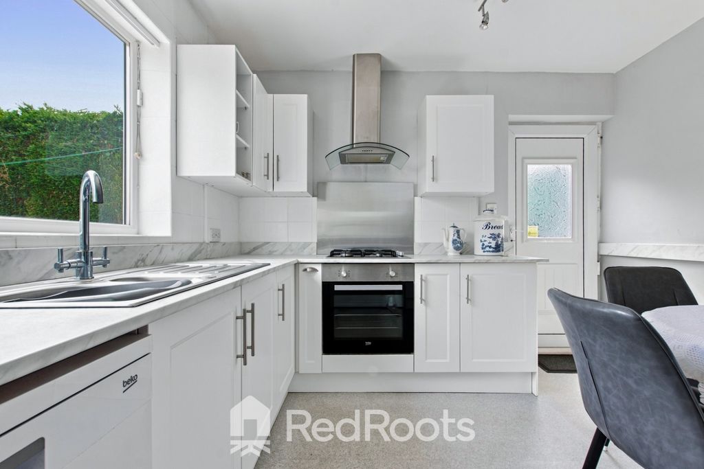 Property photo 1 of 24 5279891