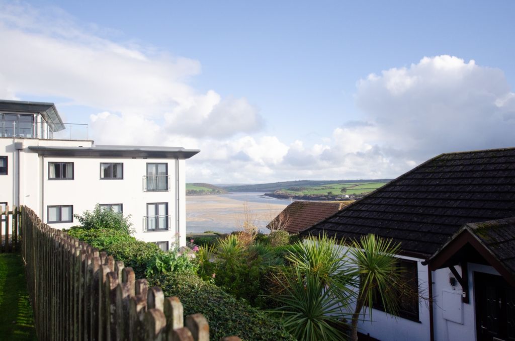 Property photo 2 of 6 3 Annethy Lowen -4