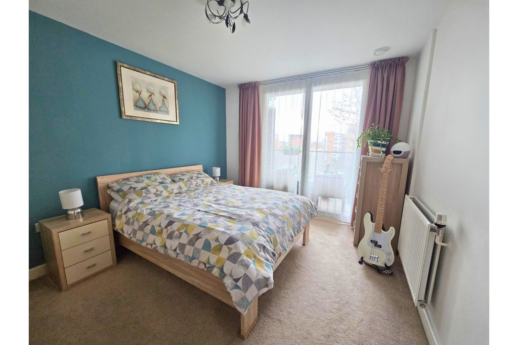 Property photo 3 of 11