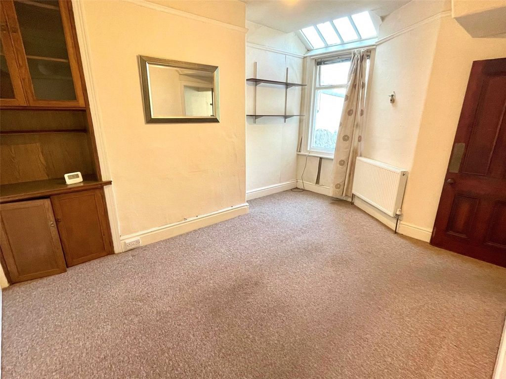 Property photo 2 of 14 Dining Room