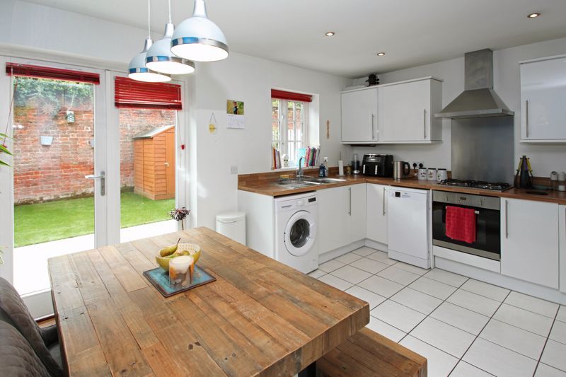 Property photo 3 of 18 Photo 7