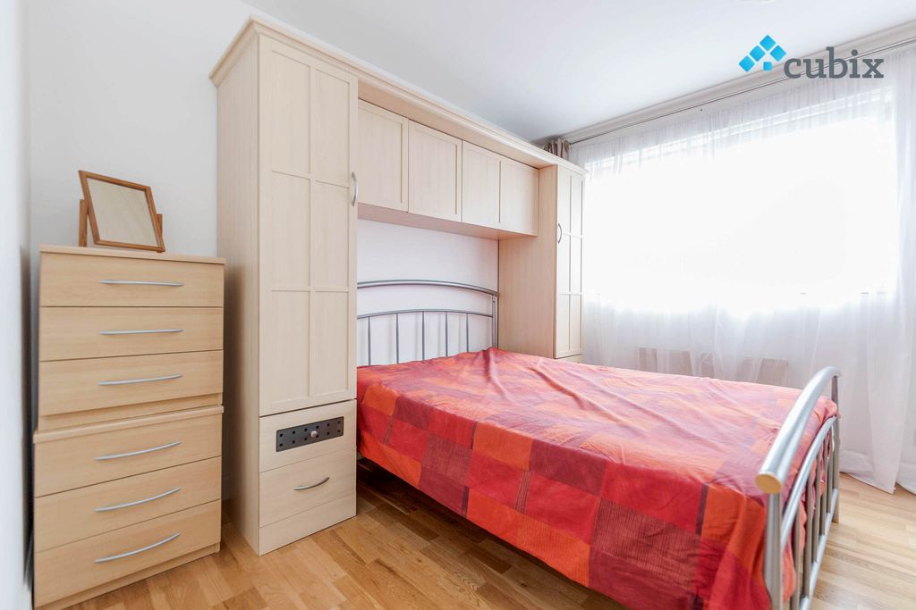 Property photo 3 of 30