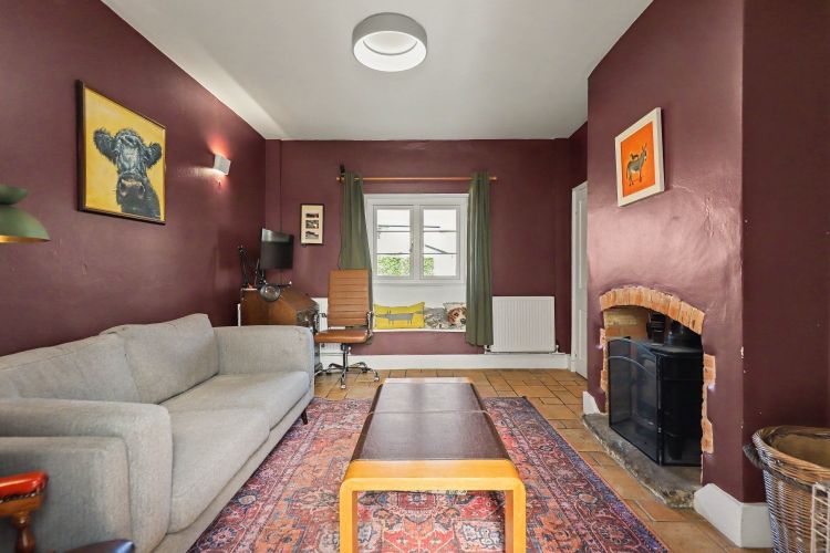 Property photo 3 of 9 327604