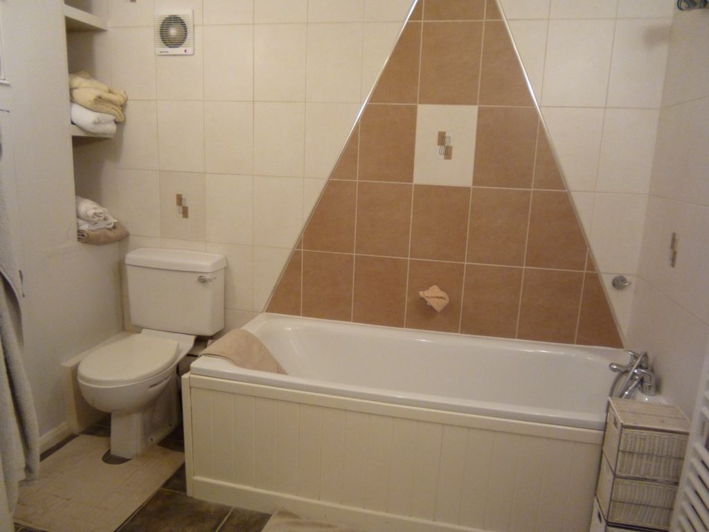 Property photo 2 of 6 Gallery