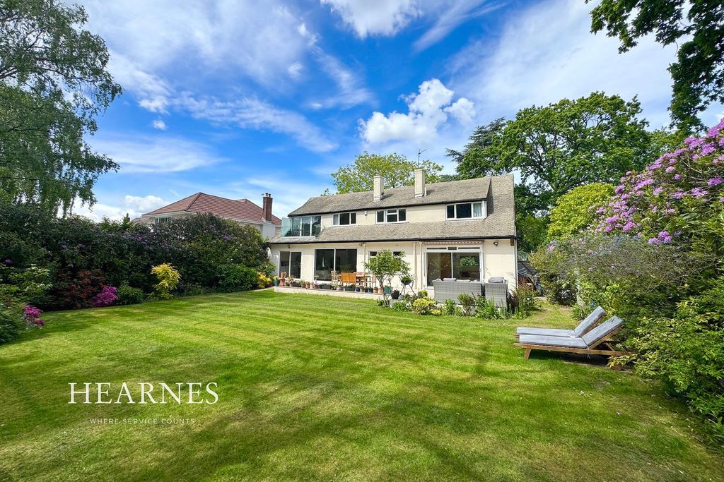 Property photo 1 of 29