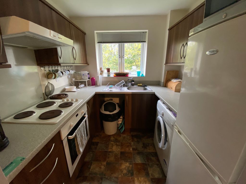 Property photo 2 of 6 Image (21)