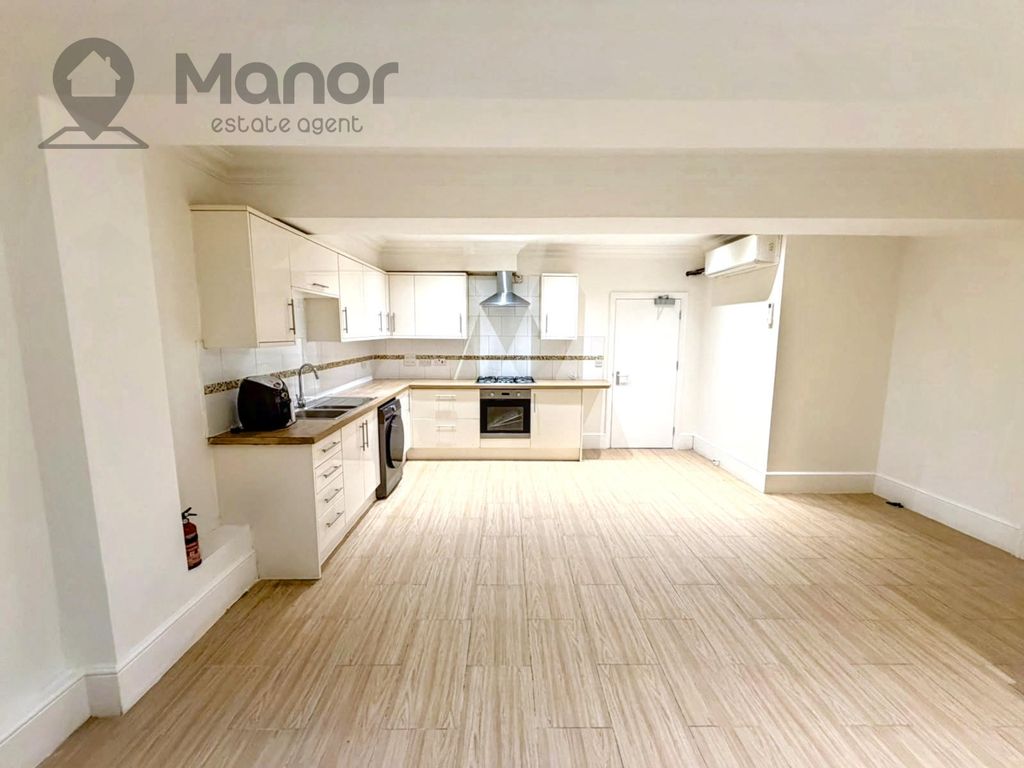 Property photo 1 of 14 Open Plan Kitchen