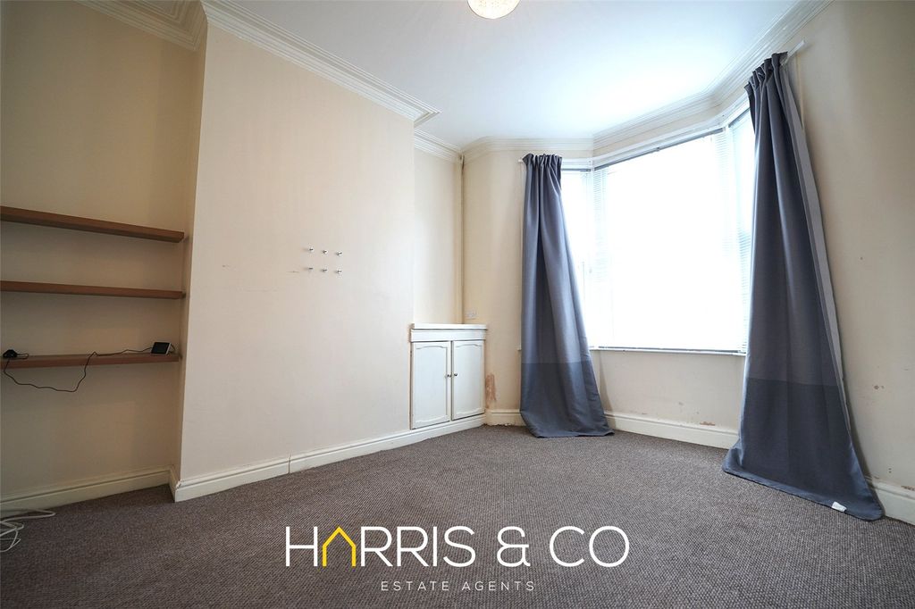 Property photo 2 of 17 Picture No. 69