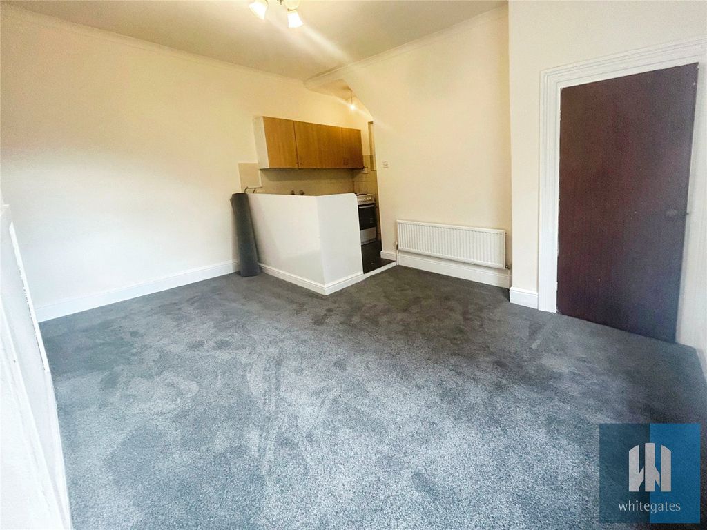 Property photo 3 of 8 Picture No. 29