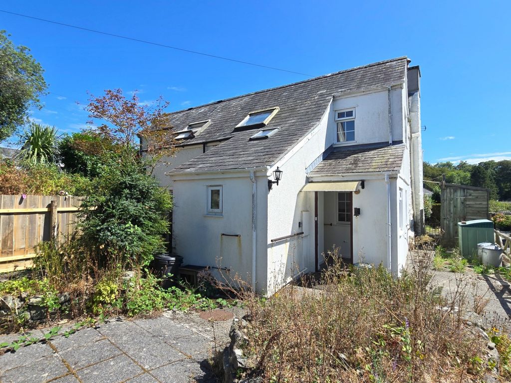 Property photo 2 of 20 5329234