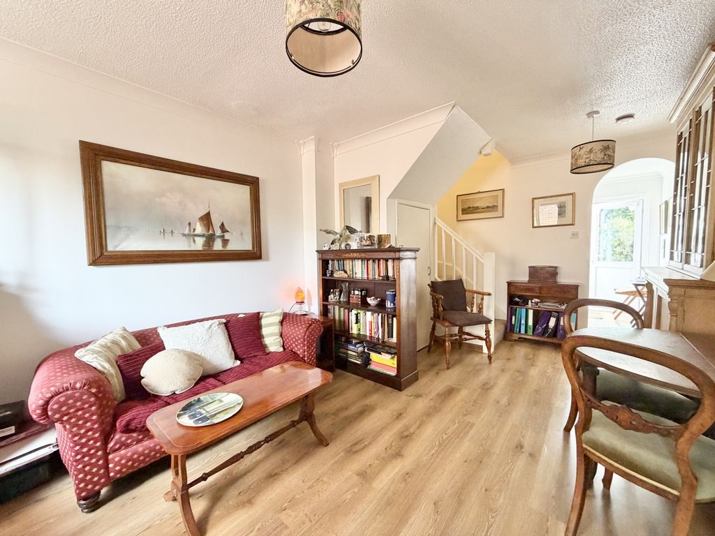 Property photo 2 of 16 Photo 6