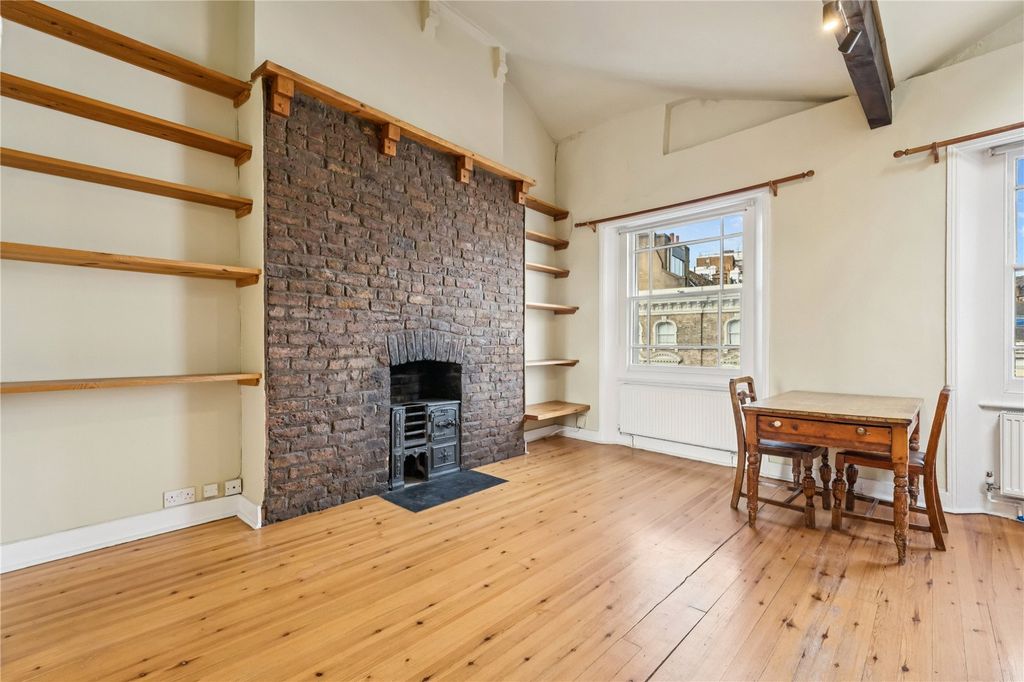 Property photo 3 of 11 Reception Room