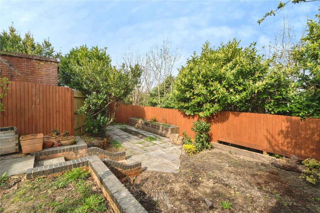 Property photo 3 of 13 Picture No. 29