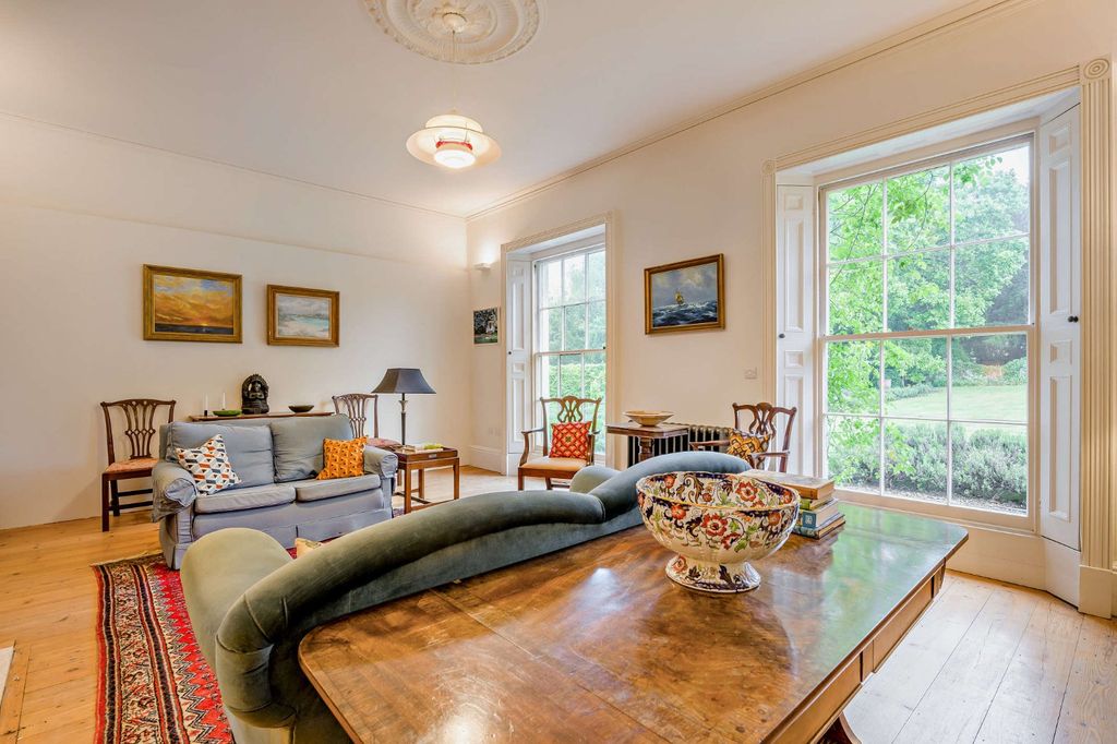 Property photo 3 of 25 Drawing Room