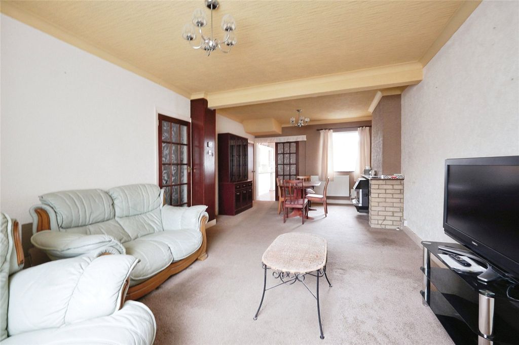 Property photo 2 of 17 Picture No. 56