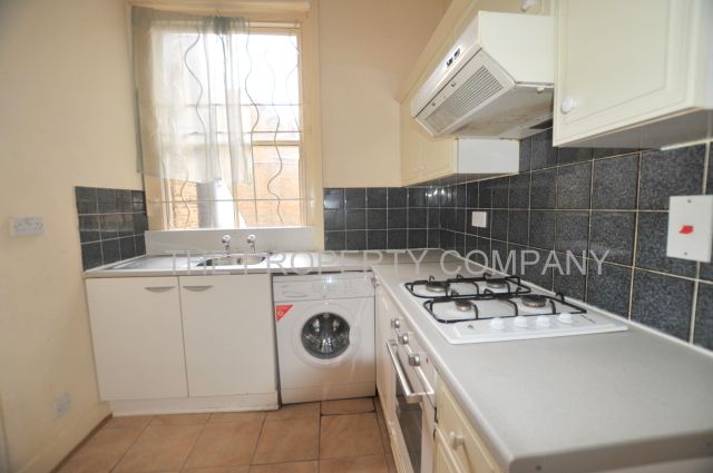 Property photo 3 of 7 Kitchen 2.Jpg