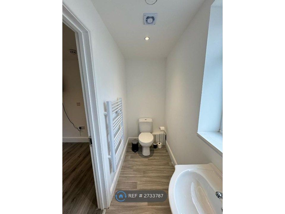 Property photo 2 of 29