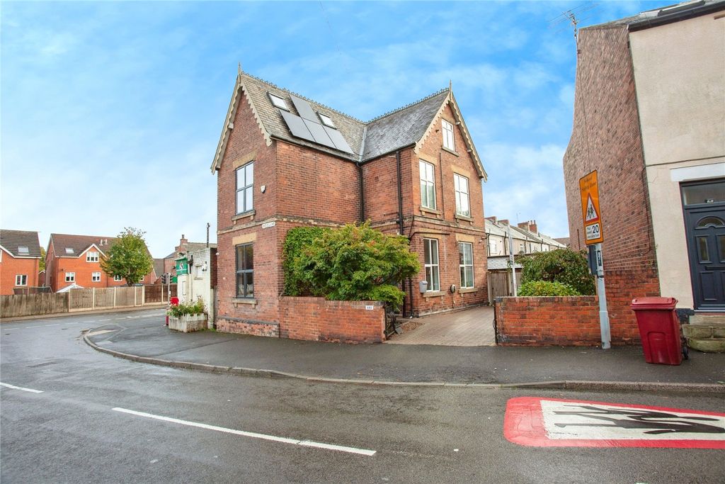 Property photo 1 of 25 Picture No. 19