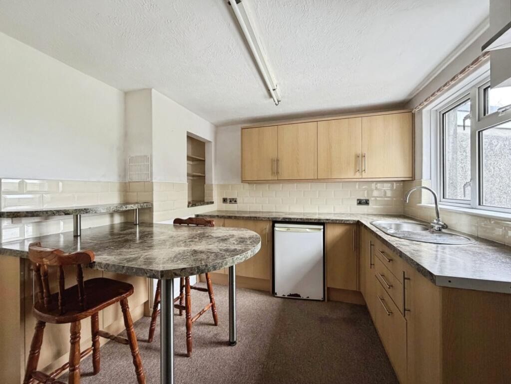 Property photo 2 of 21 4849251