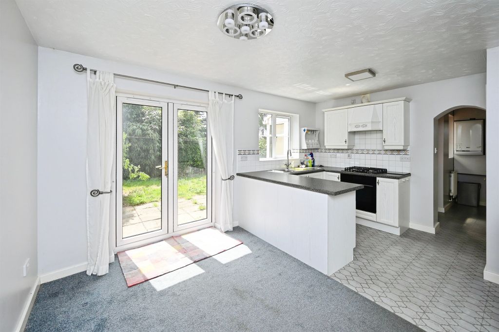 Property photo 3 of 20