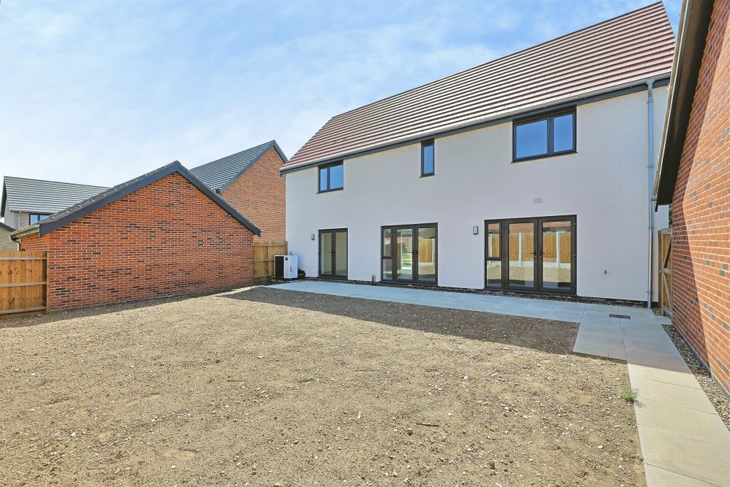 Property photo 3 of 19