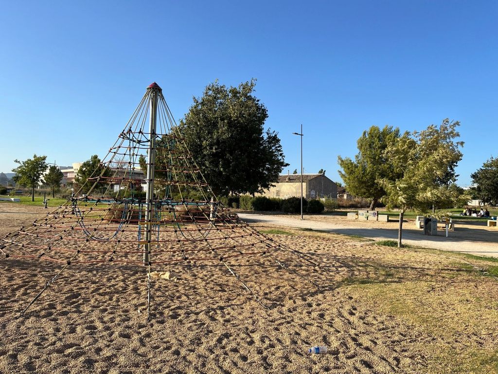 Property photo 1 of 15 Building Plot In The Ribeirinho Park Of Faro, Next To The Ria Formosa Ecovia.