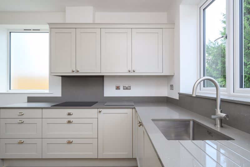 Property photo 3 of 16 Photo 19