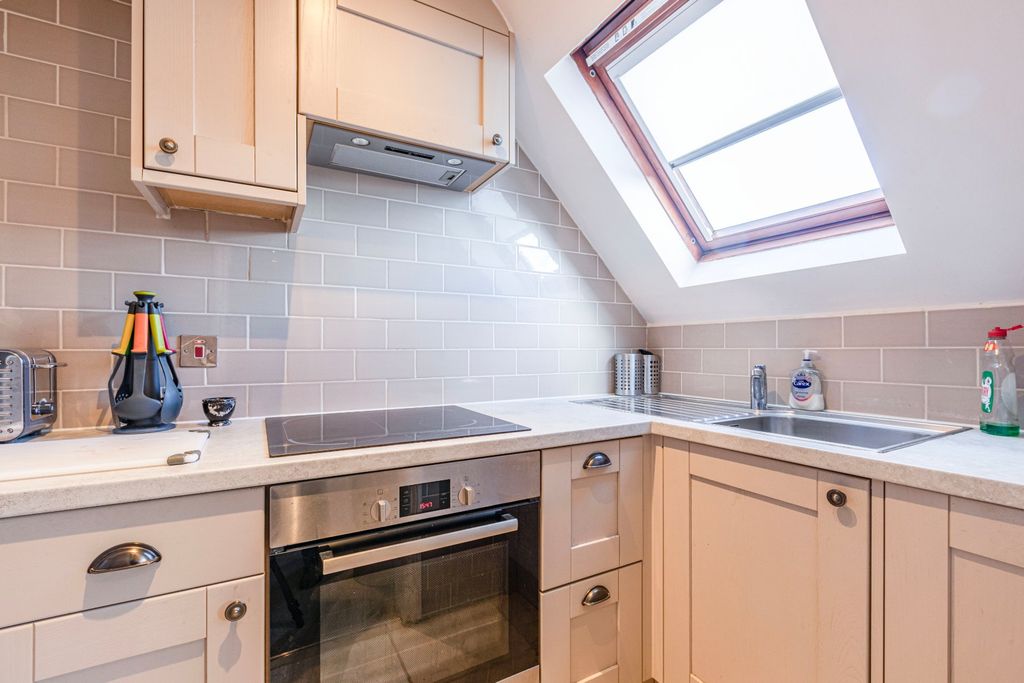 Property photo 3 of 13 Picture No. 02