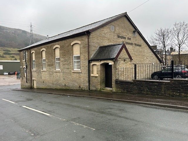 Property photo 1 of 7
