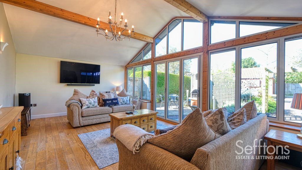 Property photo 2 of 31 Dscf8386_17