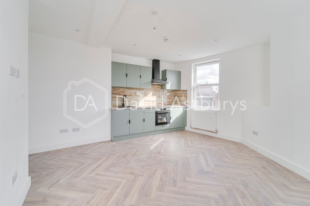 Property photo 1 of 7 Ndb08943_Enfused
