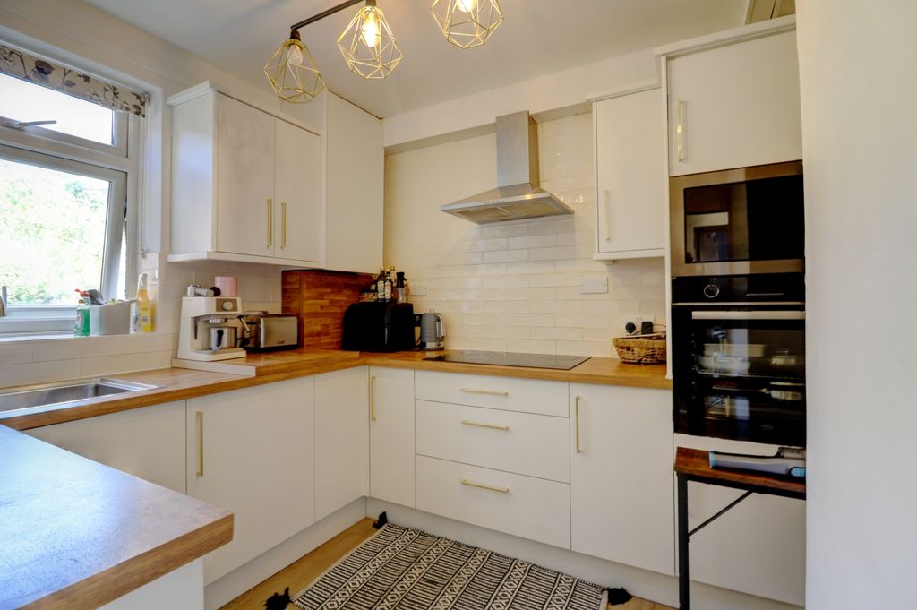 Property photo 3 of 8 Picture No. 05