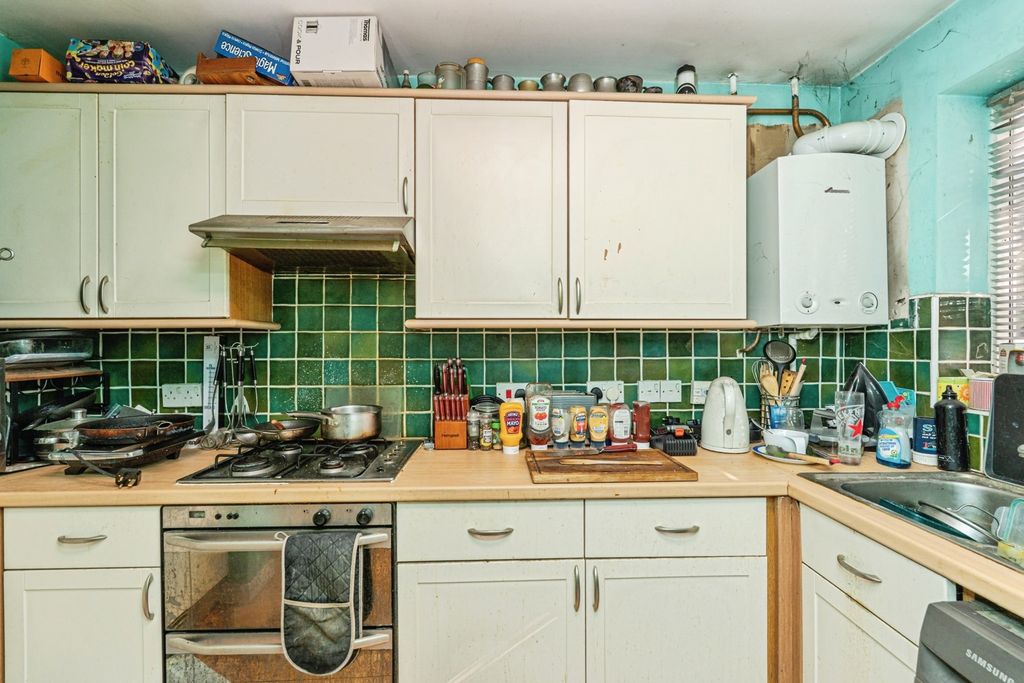 Property photo 2 of 9 Pbox-Img.Jpg