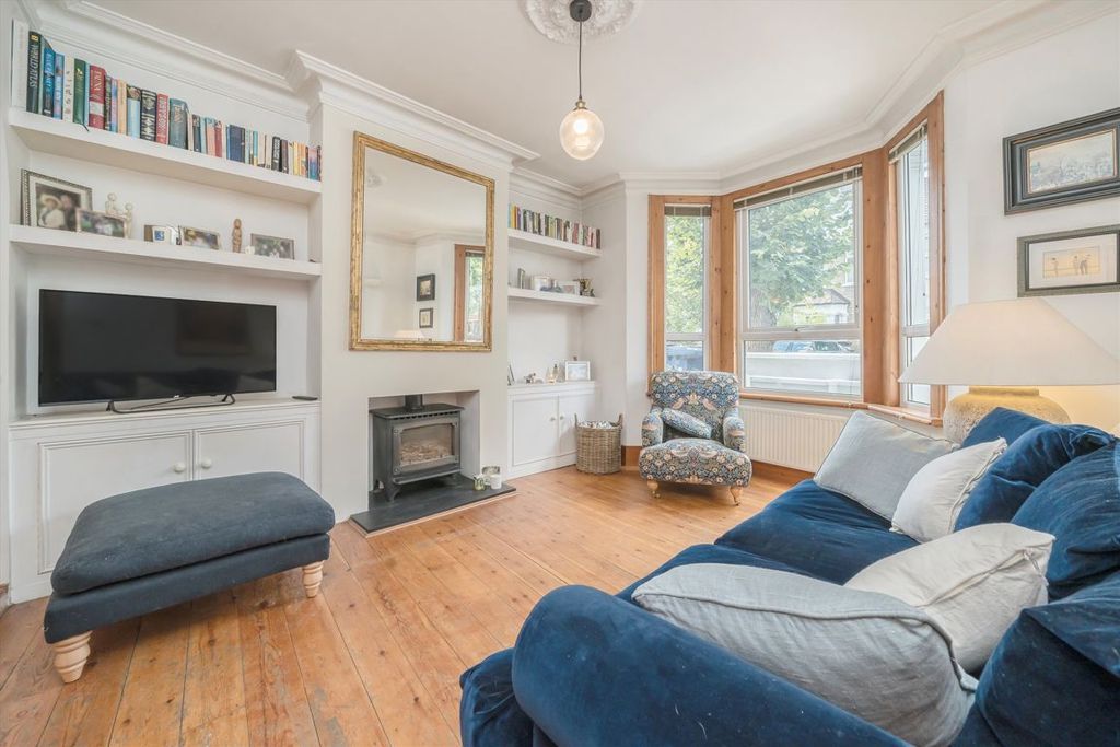 Property photo 2 of 7