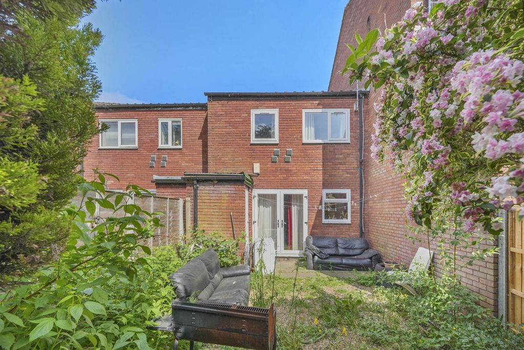 Property photo 3 of 16 Rear Garden