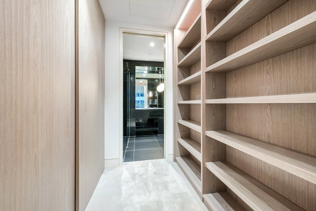 Property photo 3 of 8 Picture No. 04