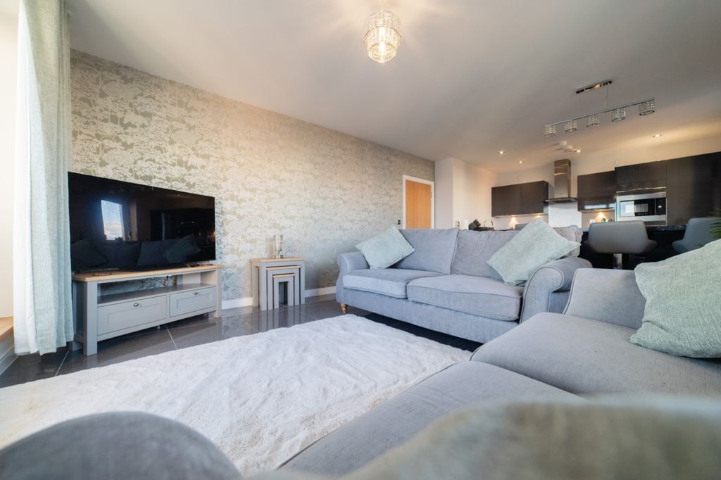 Property photo 2 of 19 Lrg_Award Winning Cps Homes Media Team_41