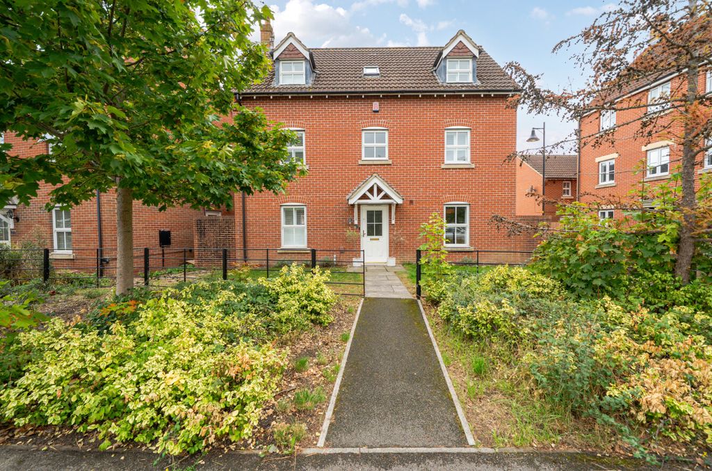 Property photo 1 of 19 1511780236Aa7F18E81d55