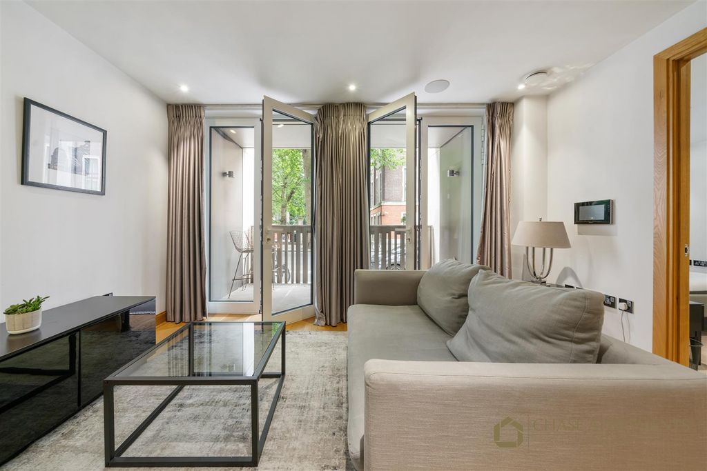 Property photo 3 of 12 The Courthouse Sw1P 2Du-6.Jpg