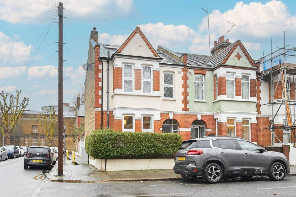 Property photo 2 of 14