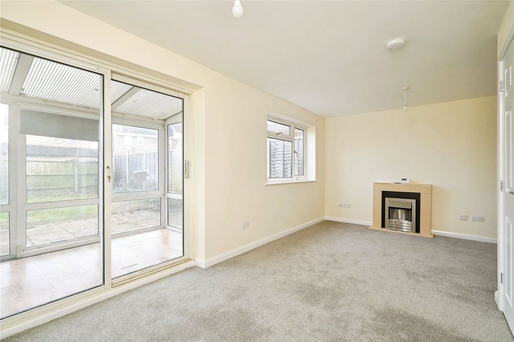 Property photo 3 of 17 Picture No. 16