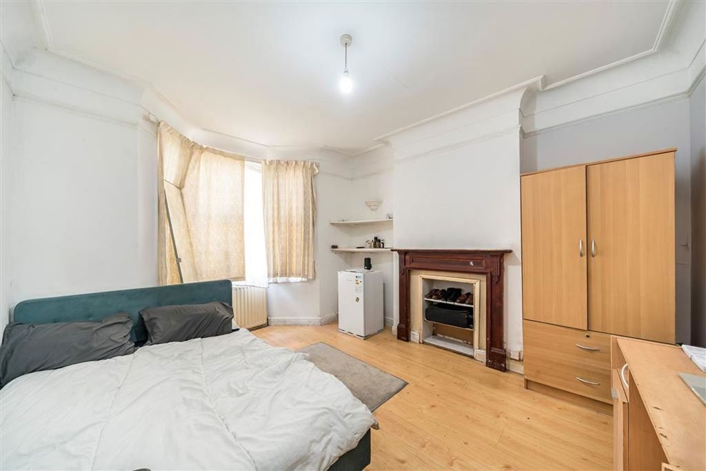 Property photo 2 of 4