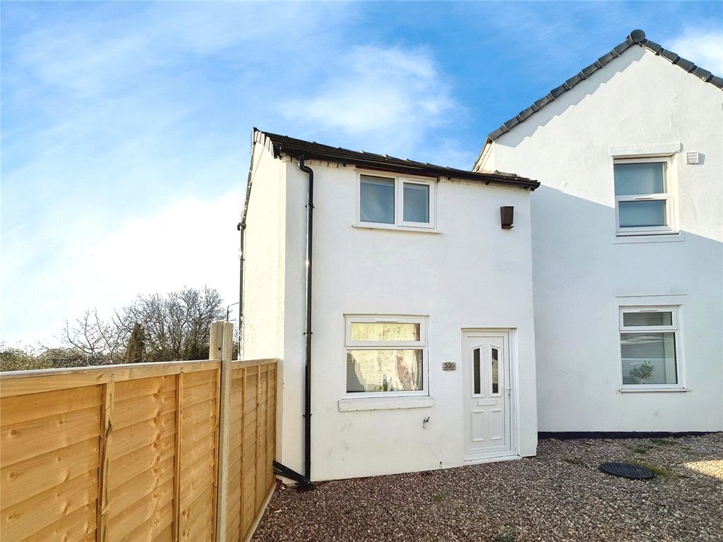 Property photo 1 of 10 Front