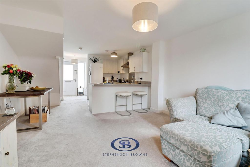 Property photo 2 of 17 674E4F1c-Img_4533-Img_4535.Jpg